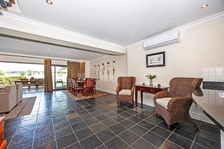 4 Bedroom Property for Sale in Boschenmeer Golf Country Estate Western Cape